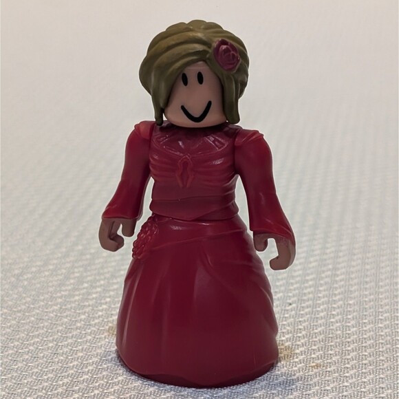 Lot of 2 Scarlett Sorceress and Snow Gentleman Roblox Series 4 Figures Only - Picture 7 of 13